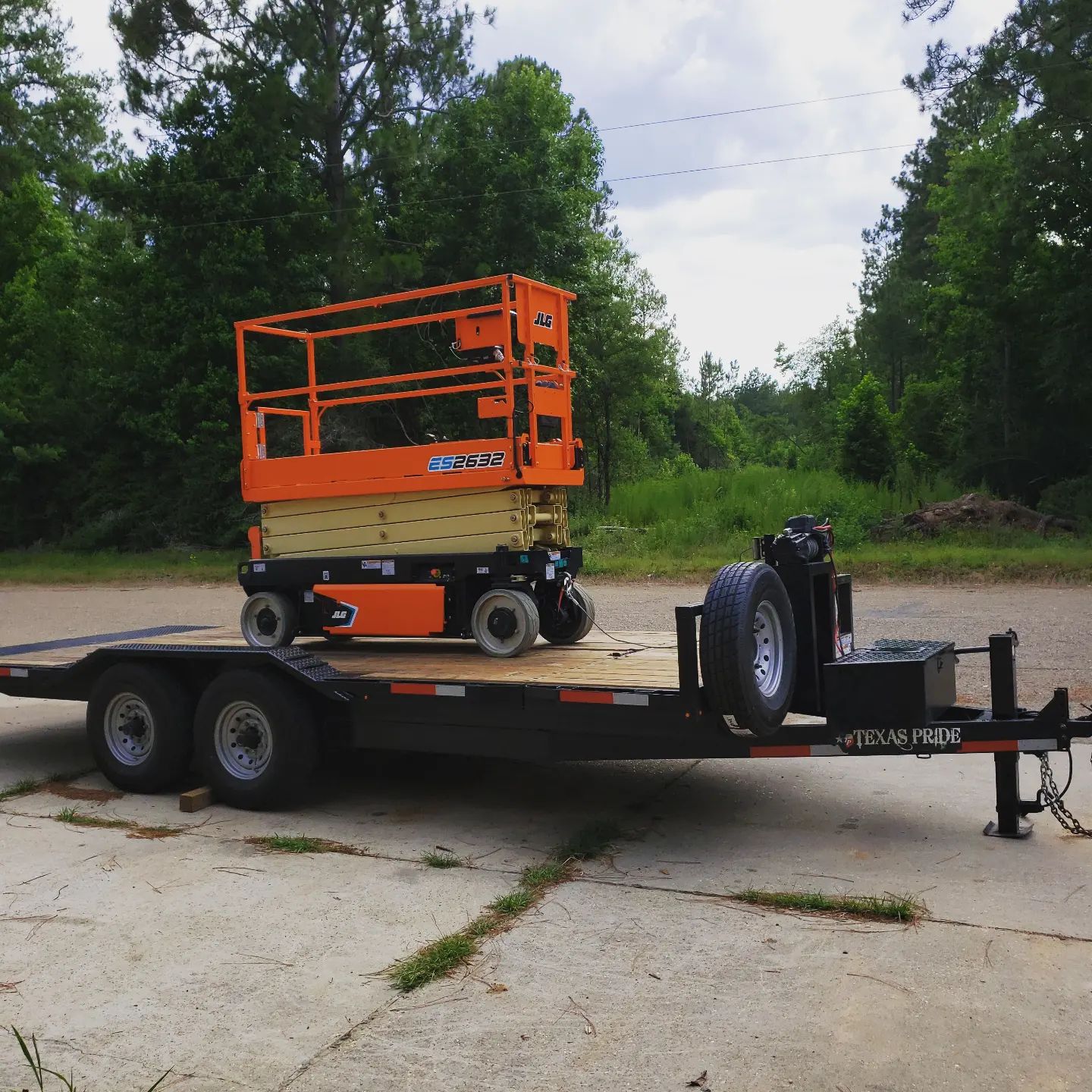 Go forth, and soar customers to new heights, oh scissor lift.

DeRidderRentals.com

#deridder #leesville #deridderrentals #scissorlift