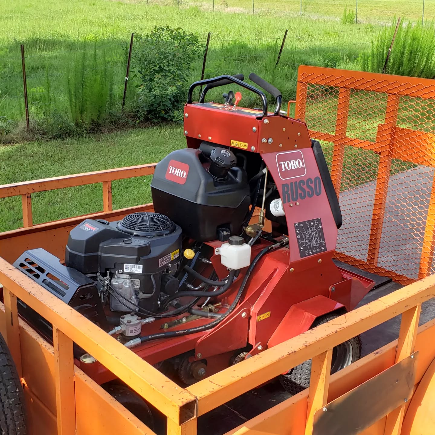 The hog is in the pen ready to go perforate lawns.
#aerator #deridderrentals #equipmentrental